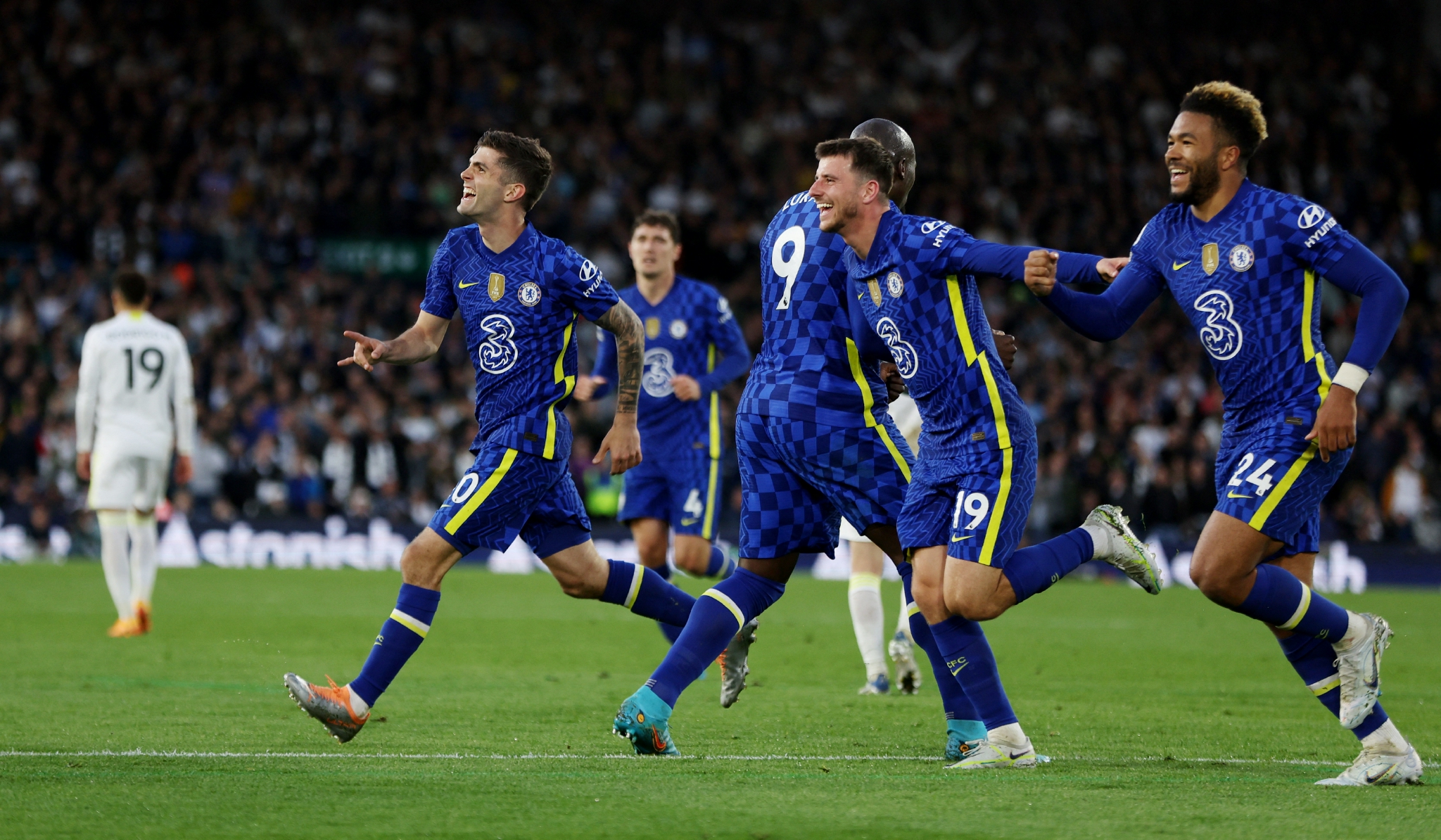 职业联赛紧 职业联赛紧